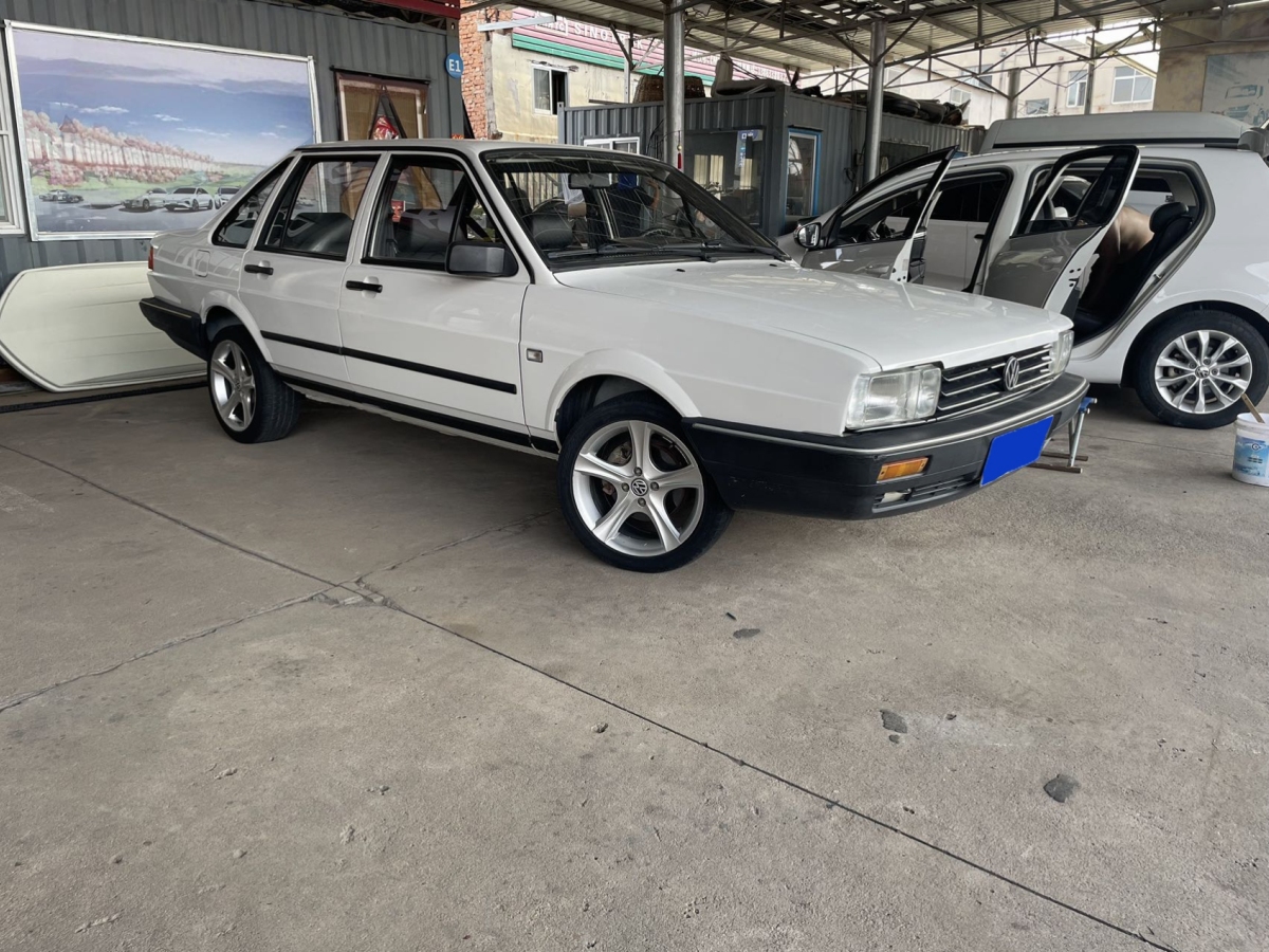 Volkswagen Santana Classic 2010 #8 Volkswagen Santana Classic 2010 صورة سيارة #8