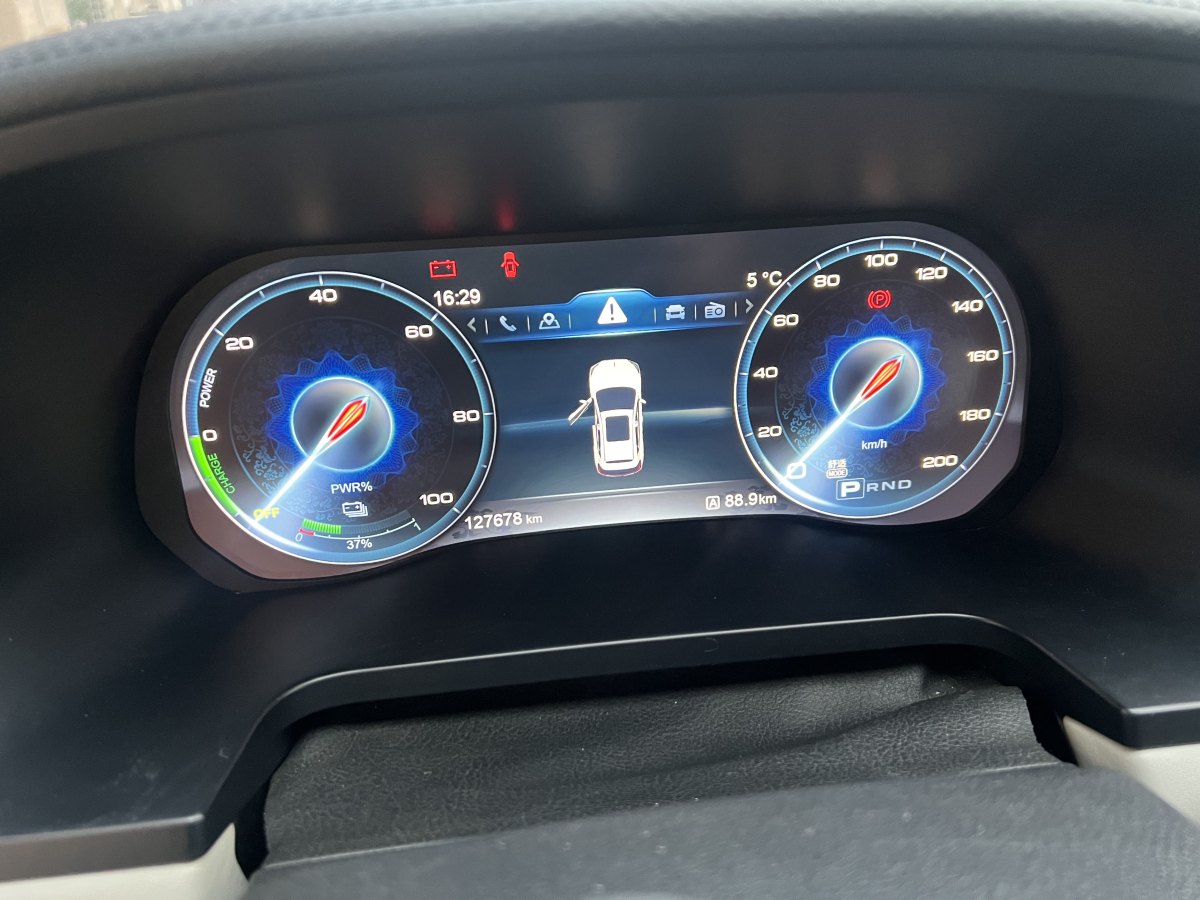 HongQi E-HS3 2019 car image #8