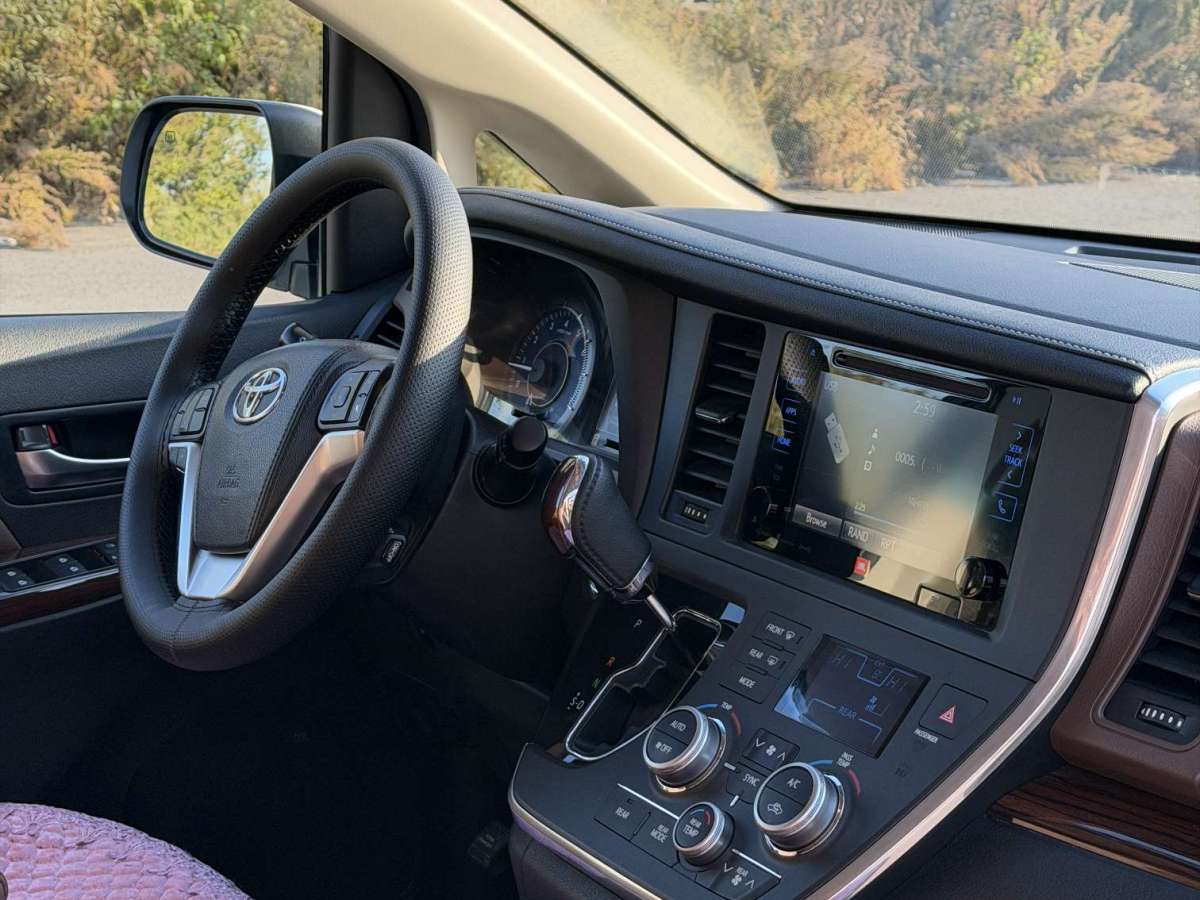 Toyota SIENNA 2016 #8 Toyota SIENNA 2016 image de voiture #8