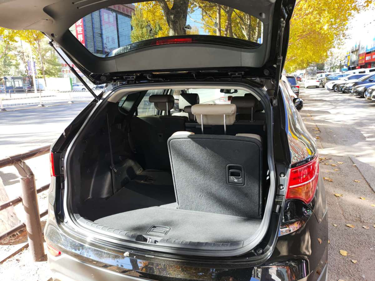 Hyundai Grand Santa Fe 2013 #8 Hyundai Grand Santa Fe 2013 car image #8