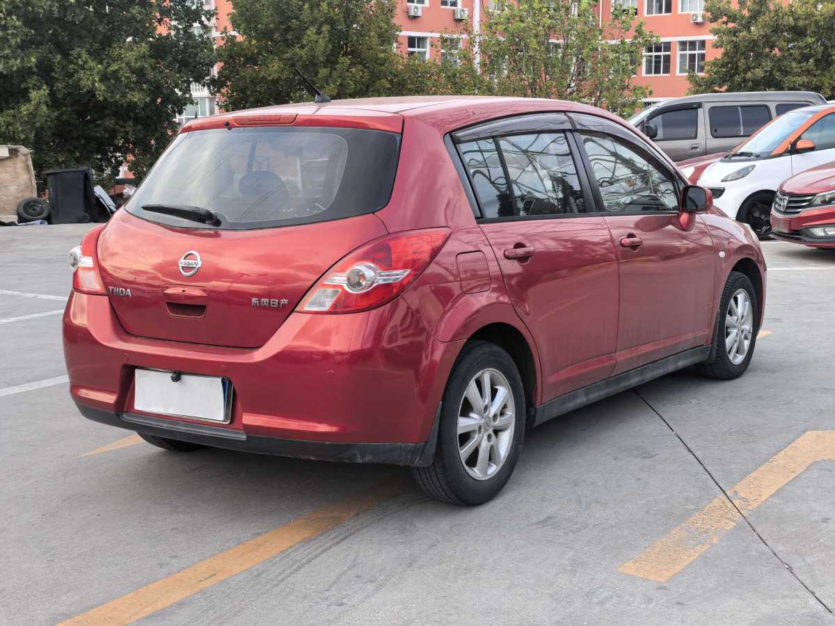 日产 颐达 2010 汽车图片 #8