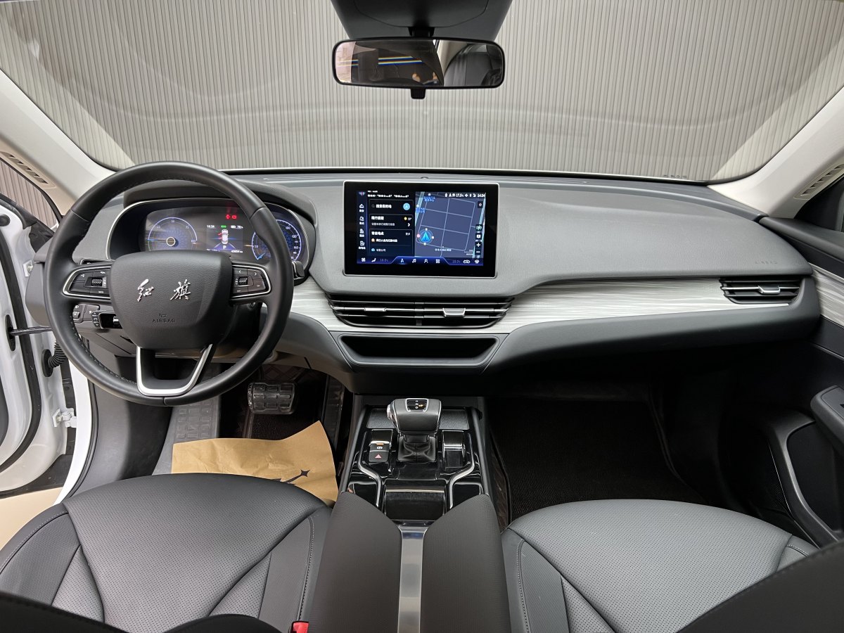 HongQi E-QM5 2024 #8 HongQi E-QM5 2024 car image #8