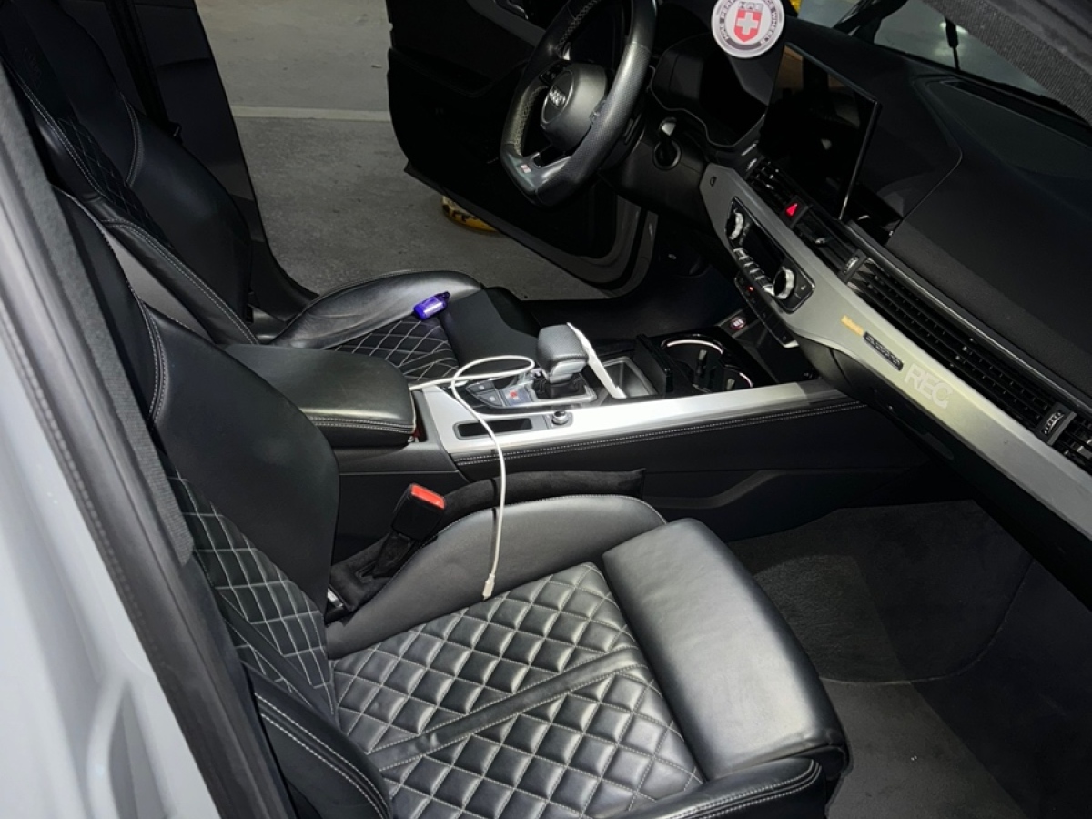 Audi S4 2021 image de voiture #8