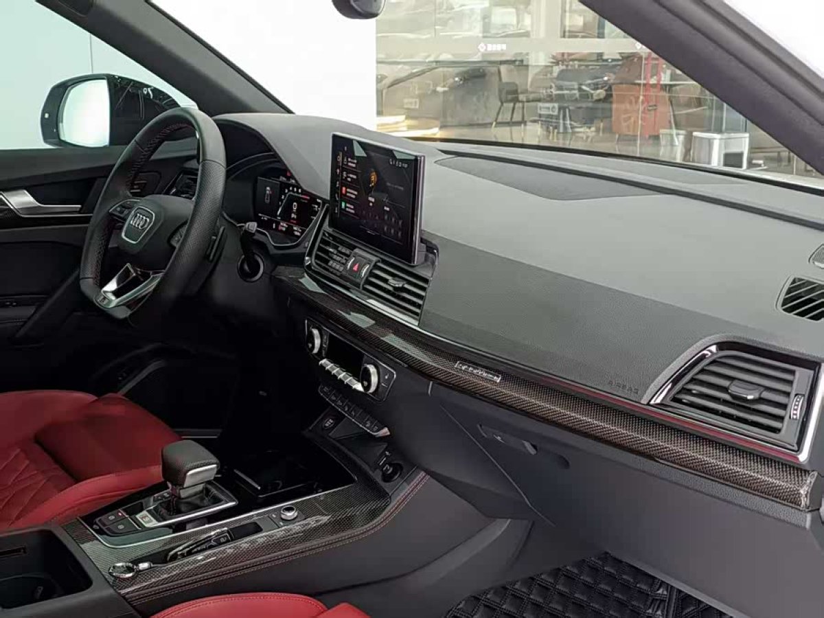 Audi SQ5 2023 imagen de coche #8