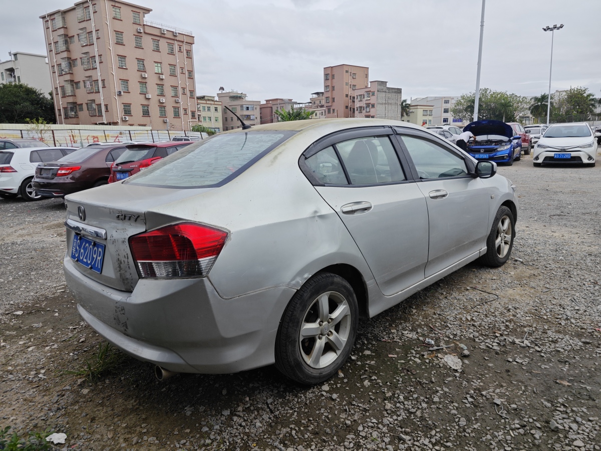 Honda City Classic 2010 car image #8