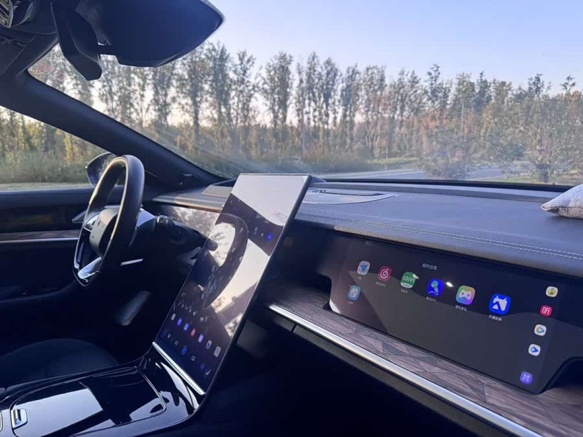 哪吒汽车 哪吒S 2022 #8 哪吒汽车 哪吒S 2022 汽车图片 #8