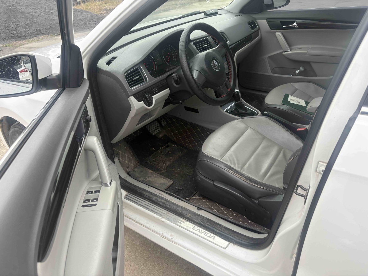 Volkswagen Gran Lavida 2014 immagine di auto #8
