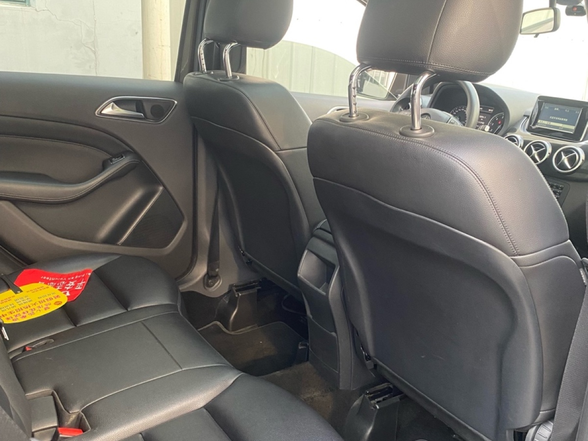 Mercedes-Benz B Class 2014 car image #8