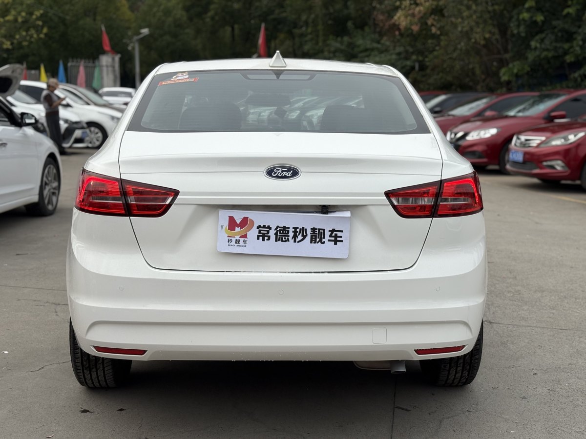 Ford Escort 2018 immagine di auto #8