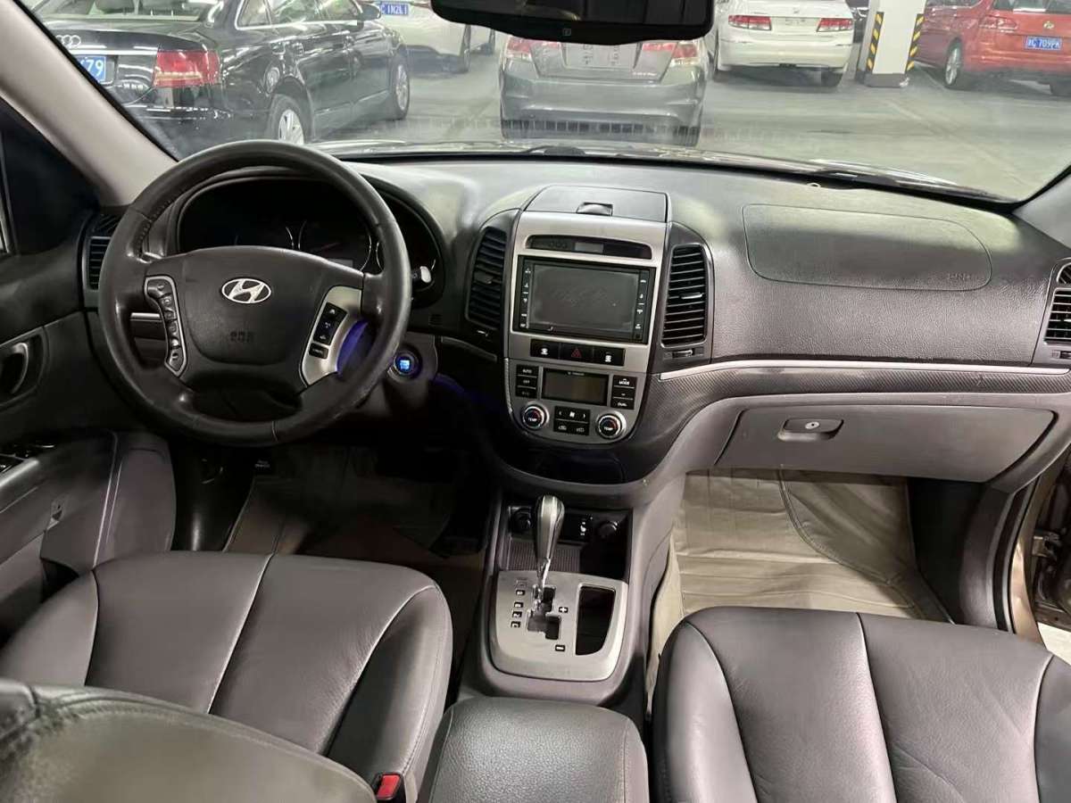 Hyundai Santa Fe Classic 2010 #8 Hyundai Santa Fe Classic 2010 car image #8