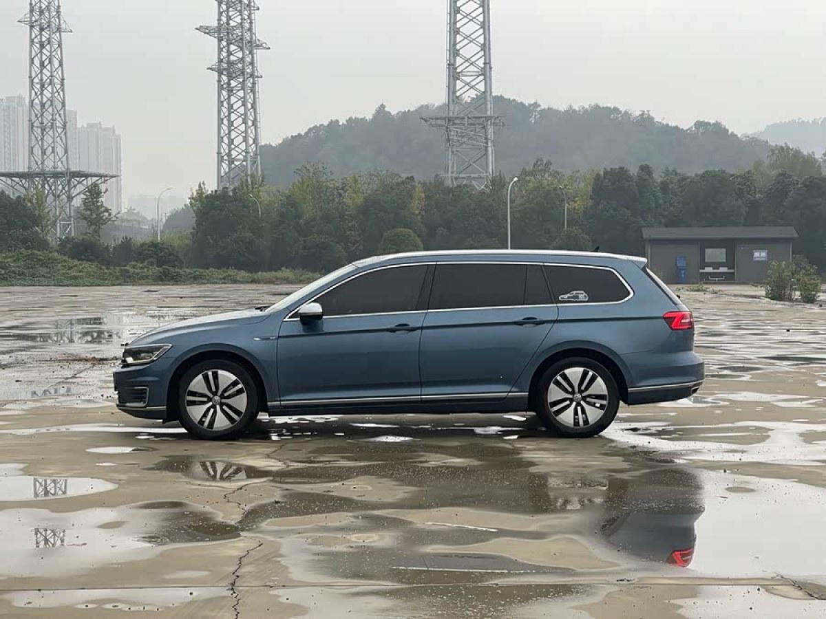 Volkswagen Variant New Energy 2020 صورة سيارة #8