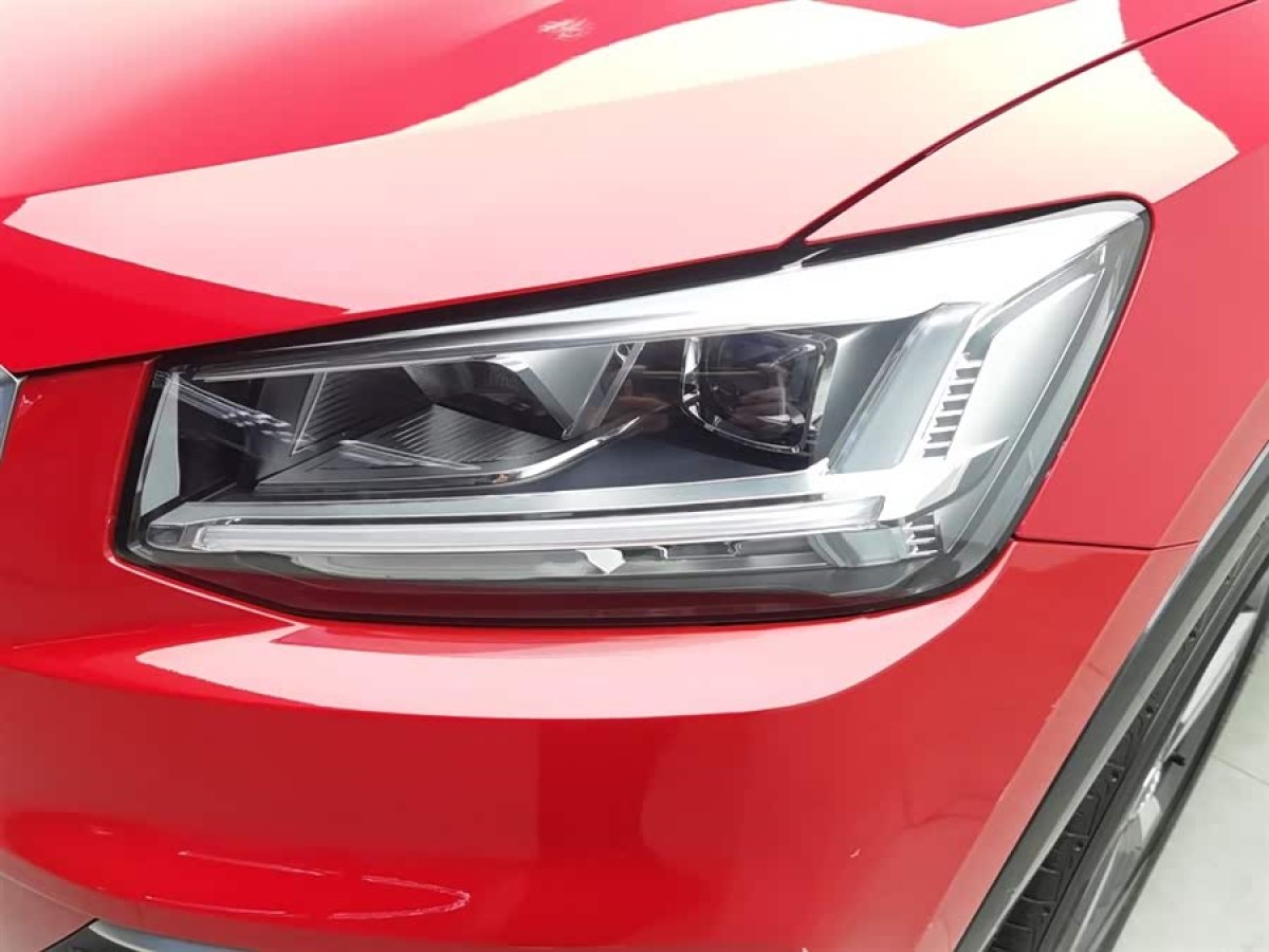 Audi Q2L e-tron 2021 #8 Audi Q2L e-tron 2021 صورة سيارة #8