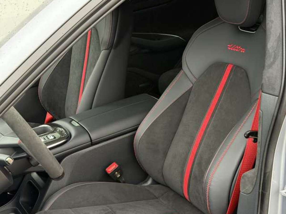 小米汽车 小米SU7 Ultra 2025 汽车图片 #8