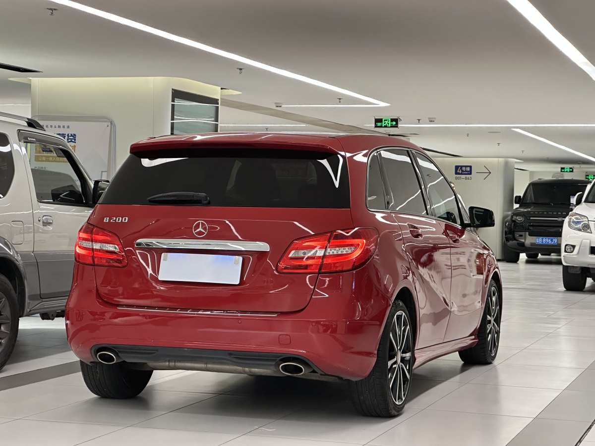 Mercedes-Benz B Class 2012 car image #8