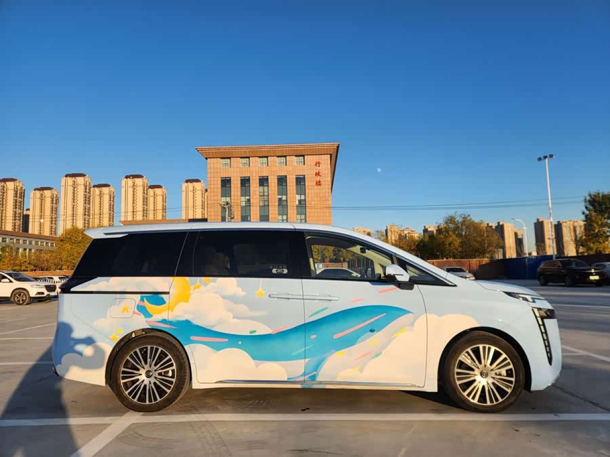 GAC Trumpchi E8 2024 imagem de carro #8