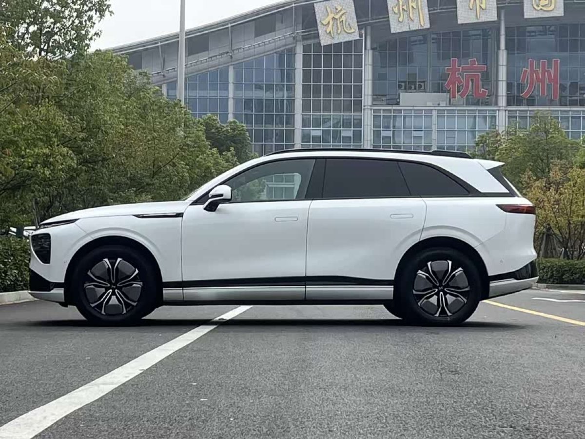 Xpeng G9 2023 #8 Xpeng G9 2023 immagine di auto #8