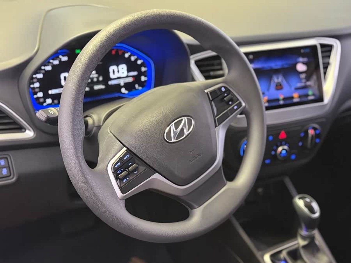 Hyundai Verna 2021 car image #8