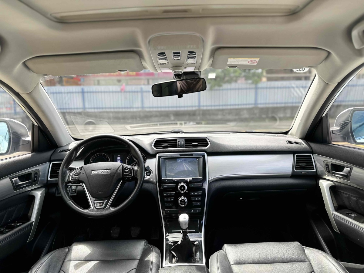 Haval H2 2015 car image #8
