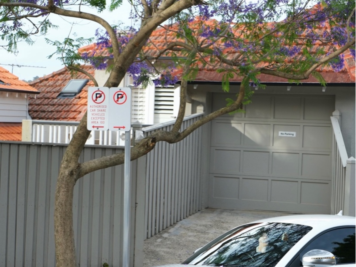 Audi TTS 2013 car image #8