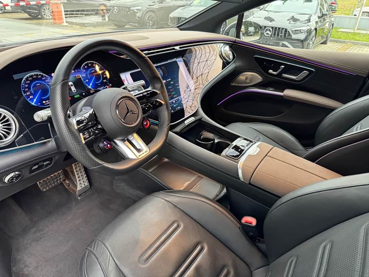 Mercedes-Benz EQS AMG 2024 imagen de coche #8