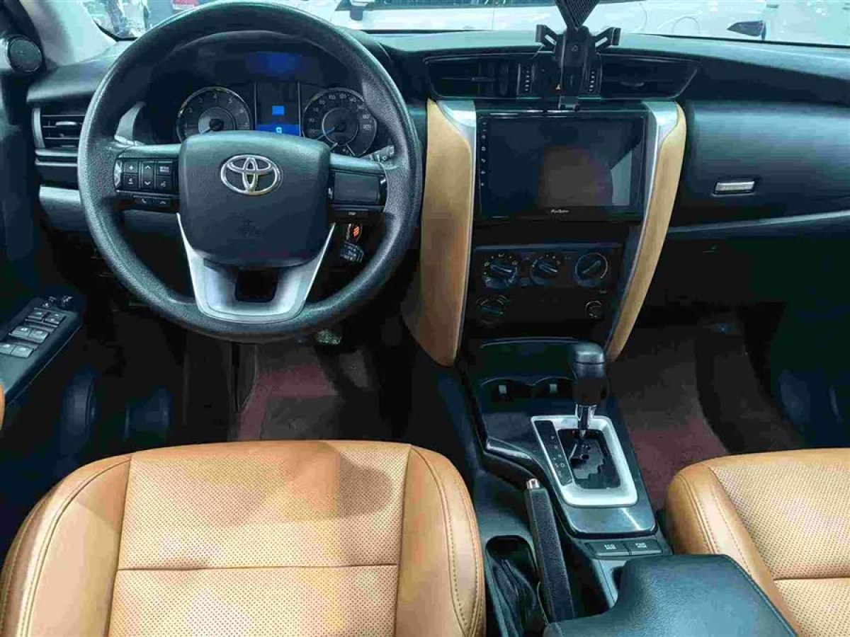 Toyota Fortuner 2017 #8 Toyota Fortuner 2017 immagine di auto #8