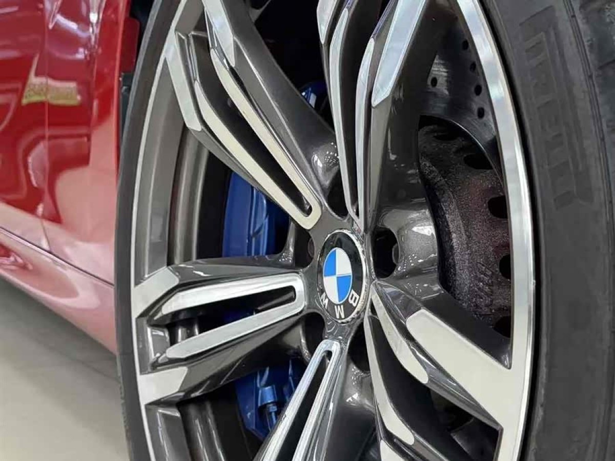 BMW M6 2014 car image #8