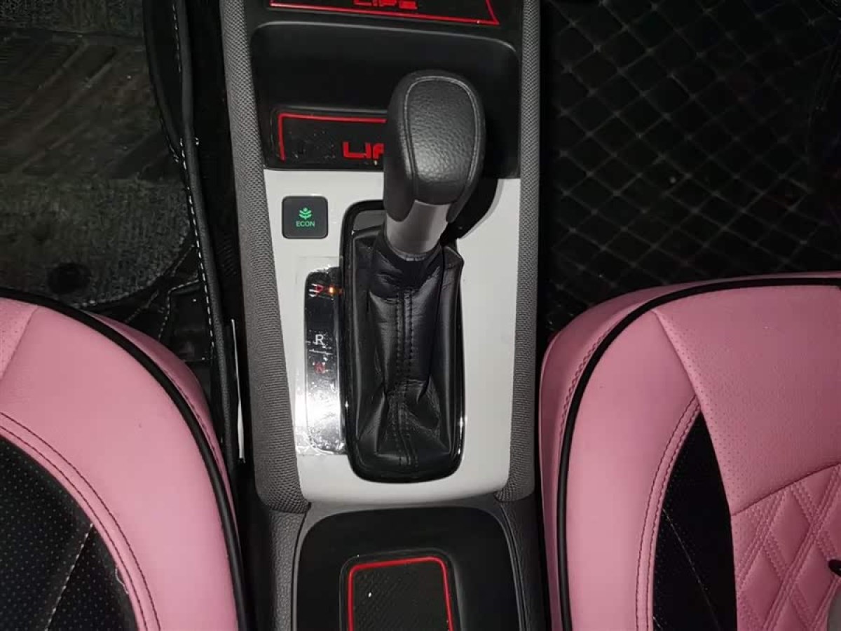 Honda LIFE 2021 #8 Honda LIFE 2021 car image #8