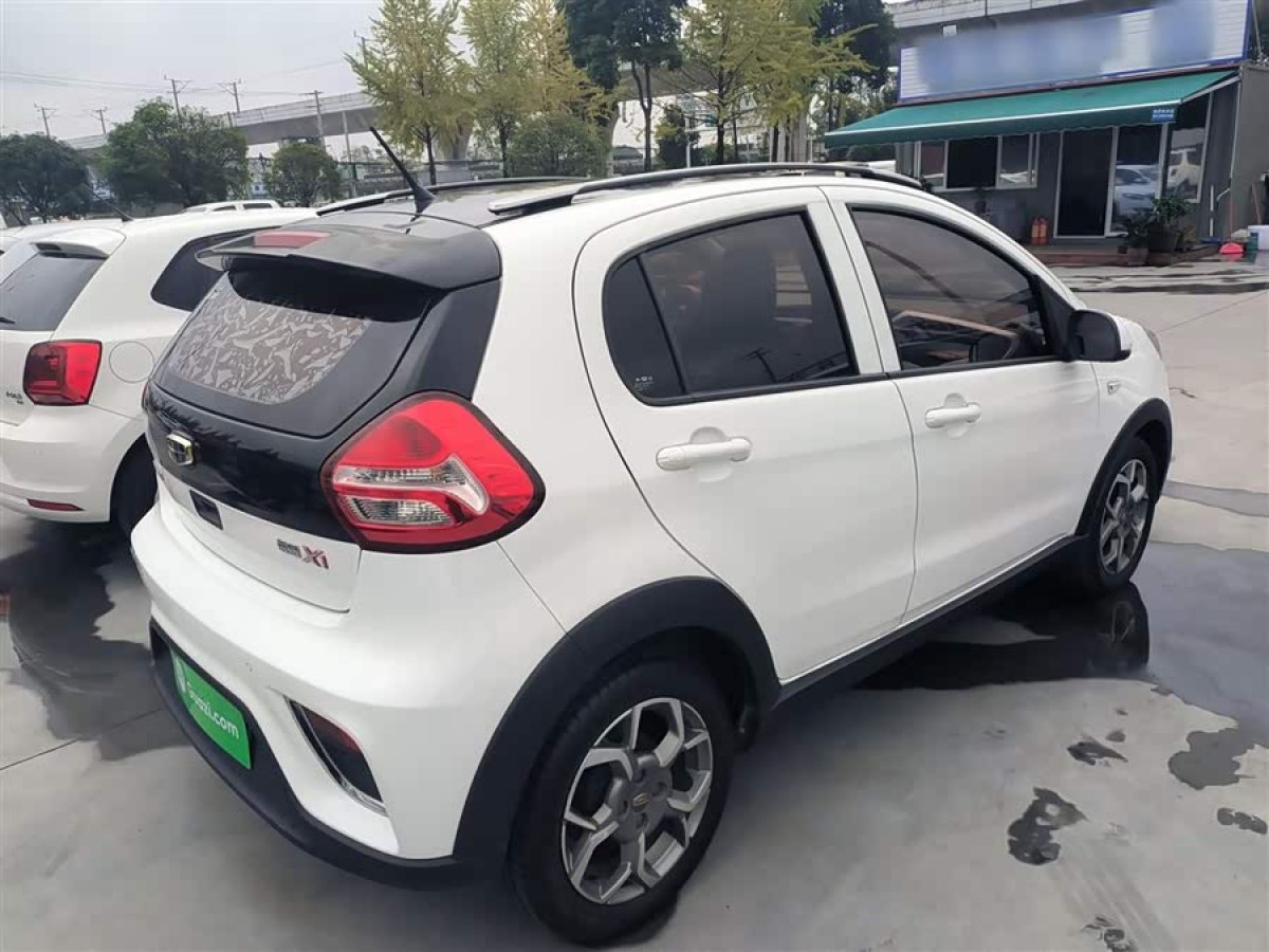 GEELY Vision X1 2018 #8 GEELY Vision X1 2018 изображение автомобиля #8