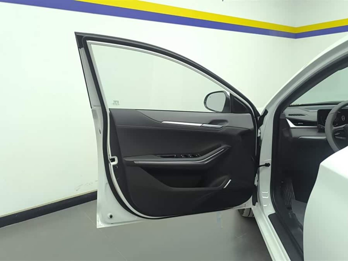 Changan Raeton Plus 2025 #8 Changan Raeton Plus 2025 car image #8