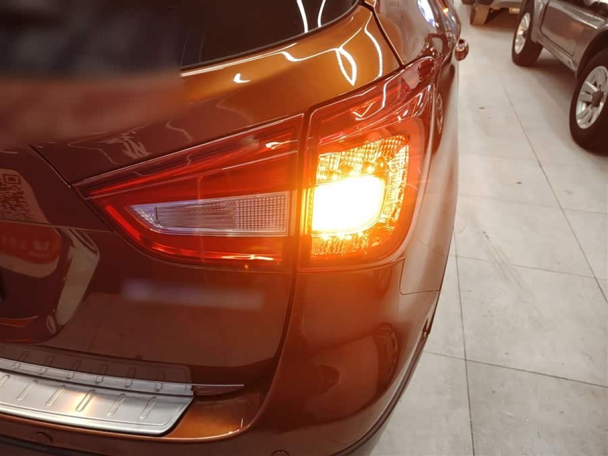 Suzuki SX4 S-CROSS 2017 изображение автомобиля #8