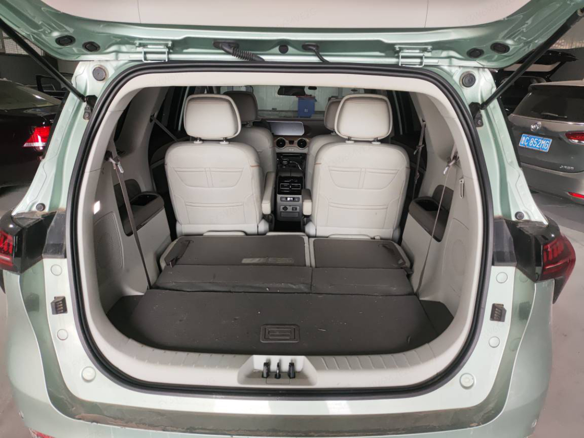 Forthing Yacht 2022 #8 Forthing Yacht 2022 car image #8