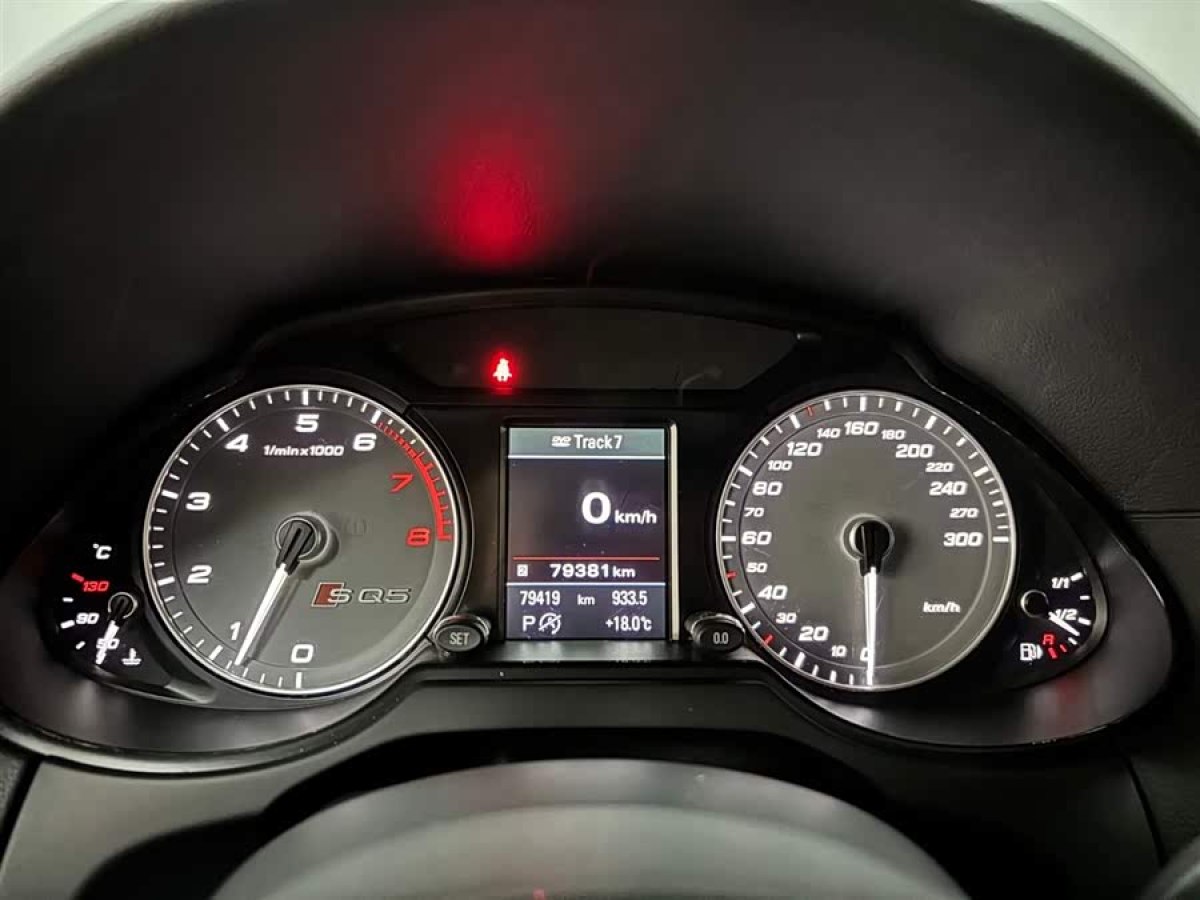 Audi SQ5 2017 imagem de carro #8