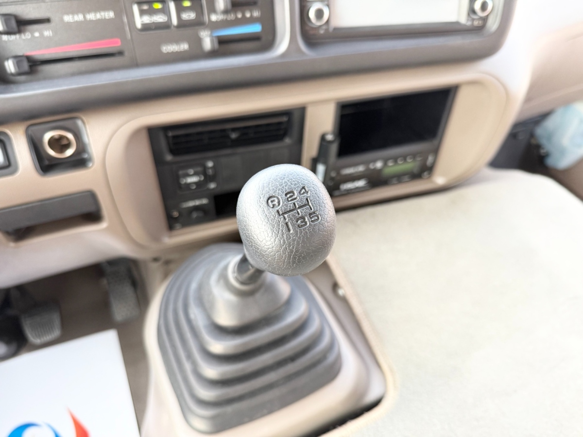 Toyota Coaster 2013 #8 Toyota Coaster 2013 imagen de coche #8