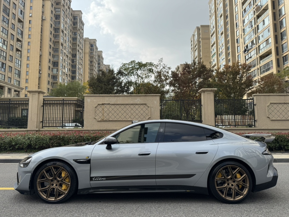 小米汽车 小米SU7 Ultra 2025 汽车图片 #8