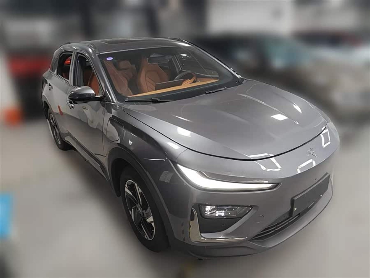 哪吒汽车 哪吒X 2023 汽车图片 #8