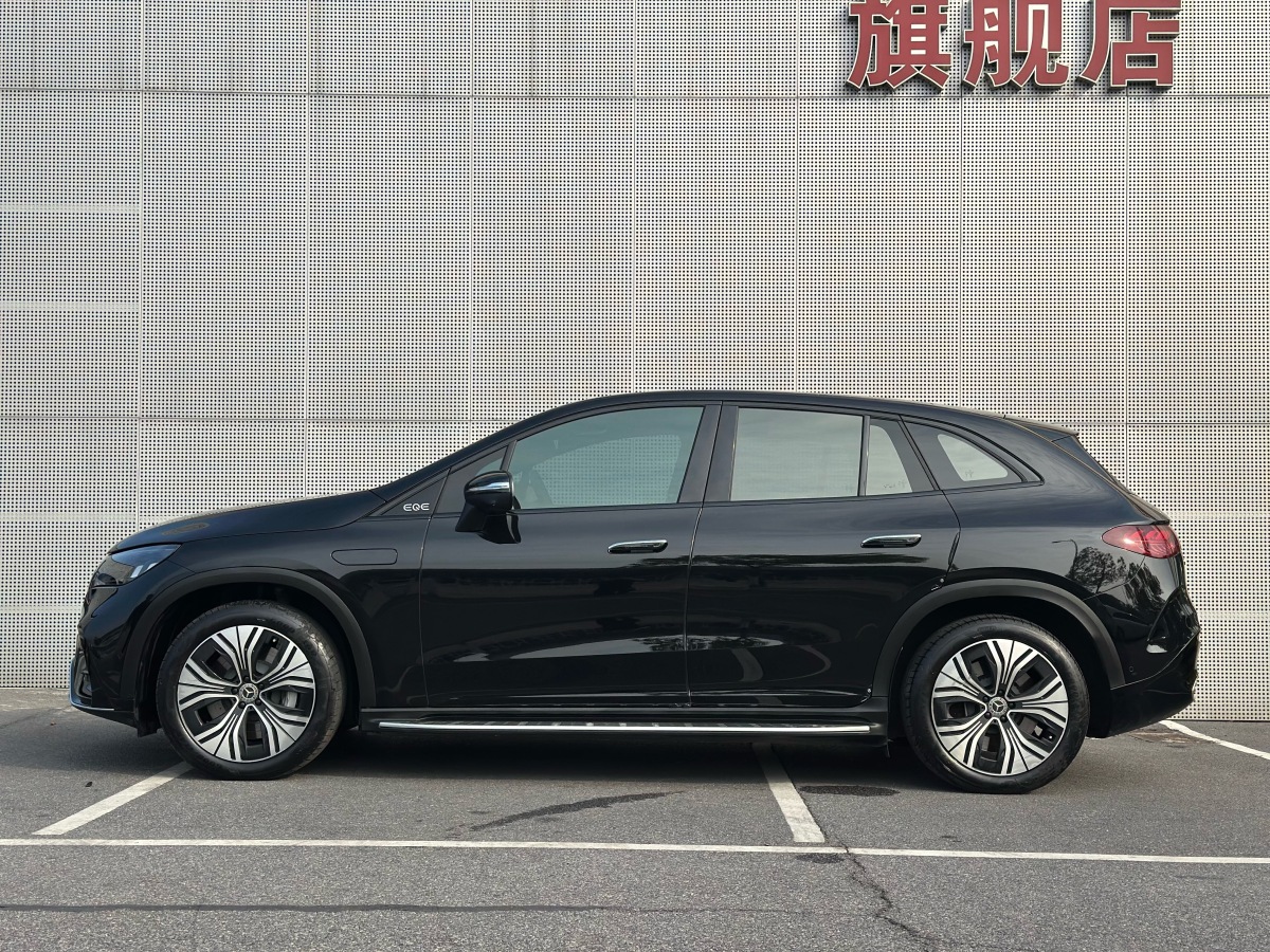 Mercedes-Benz EQE SUV 2023 car image #8