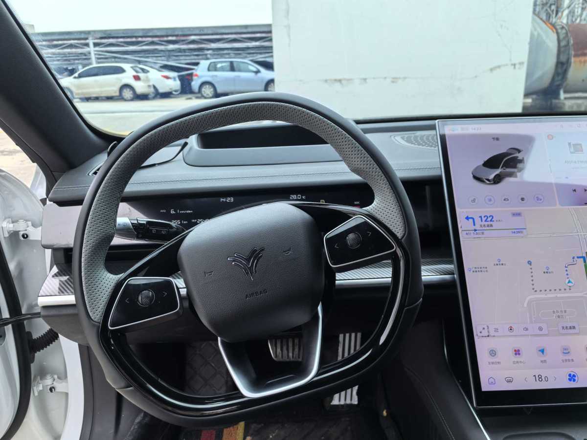 哪吒汽车 哪吒S 2025 汽车图片 #8