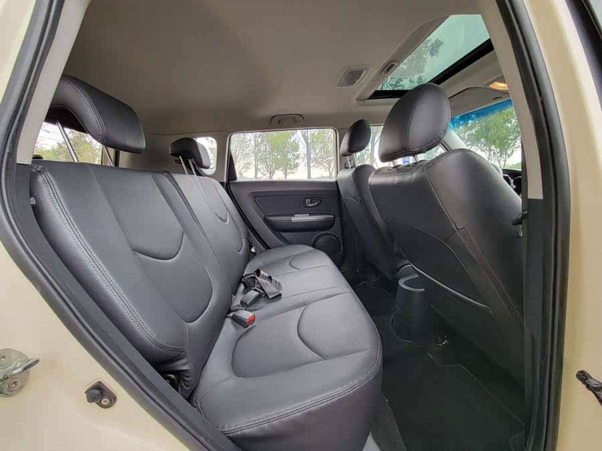 Kia Soul 2011 imagen de coche #8