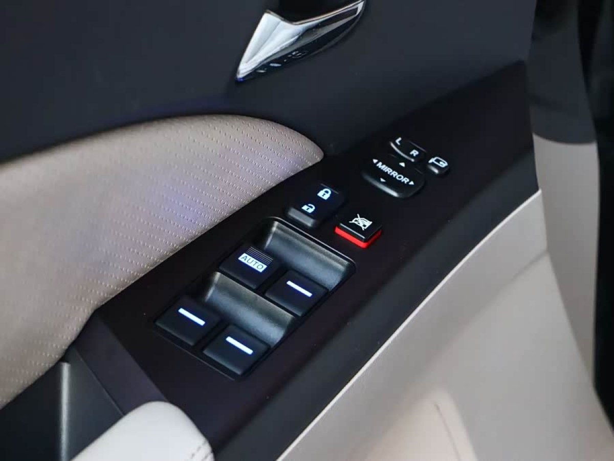 BYD e6 2016 #8 BYD e6 2016 car image #8