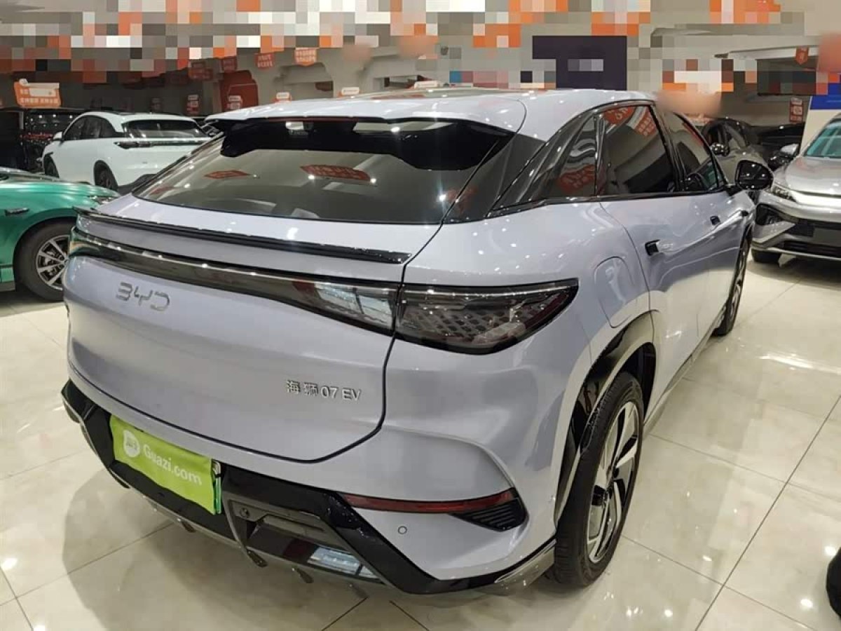 BYD Sea Lion 07 EV 2024 car image #8