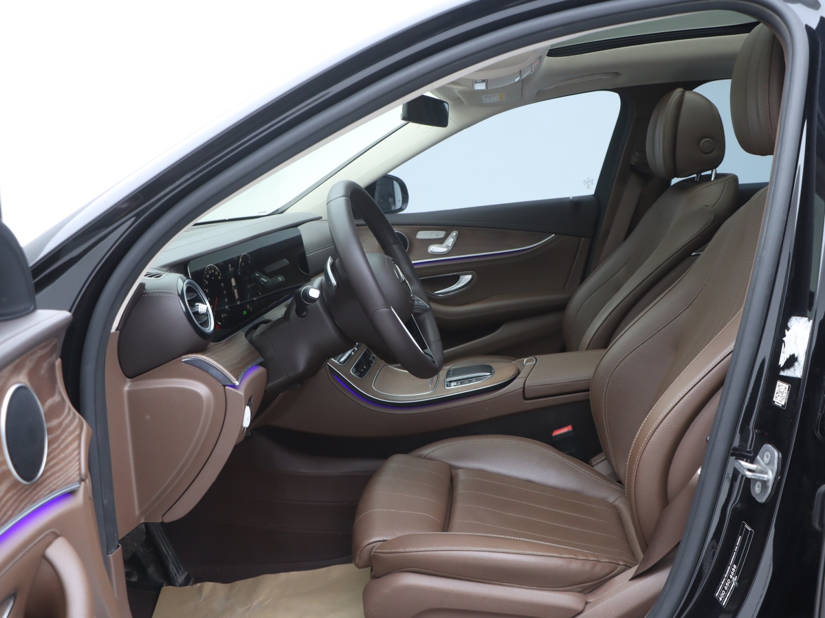 Mercedes-Benz E Class New Energy 2022 car image #8