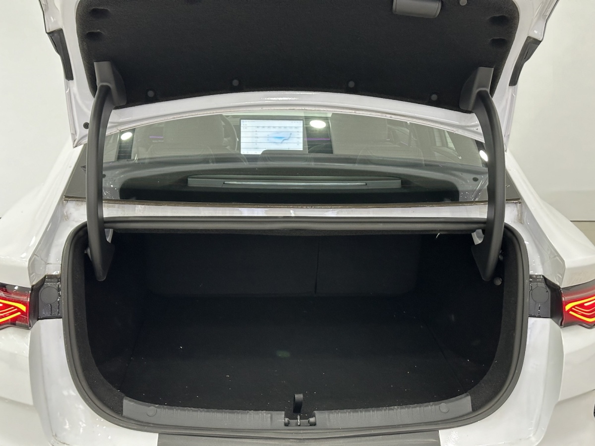 BYD Qin 2025 car image #8