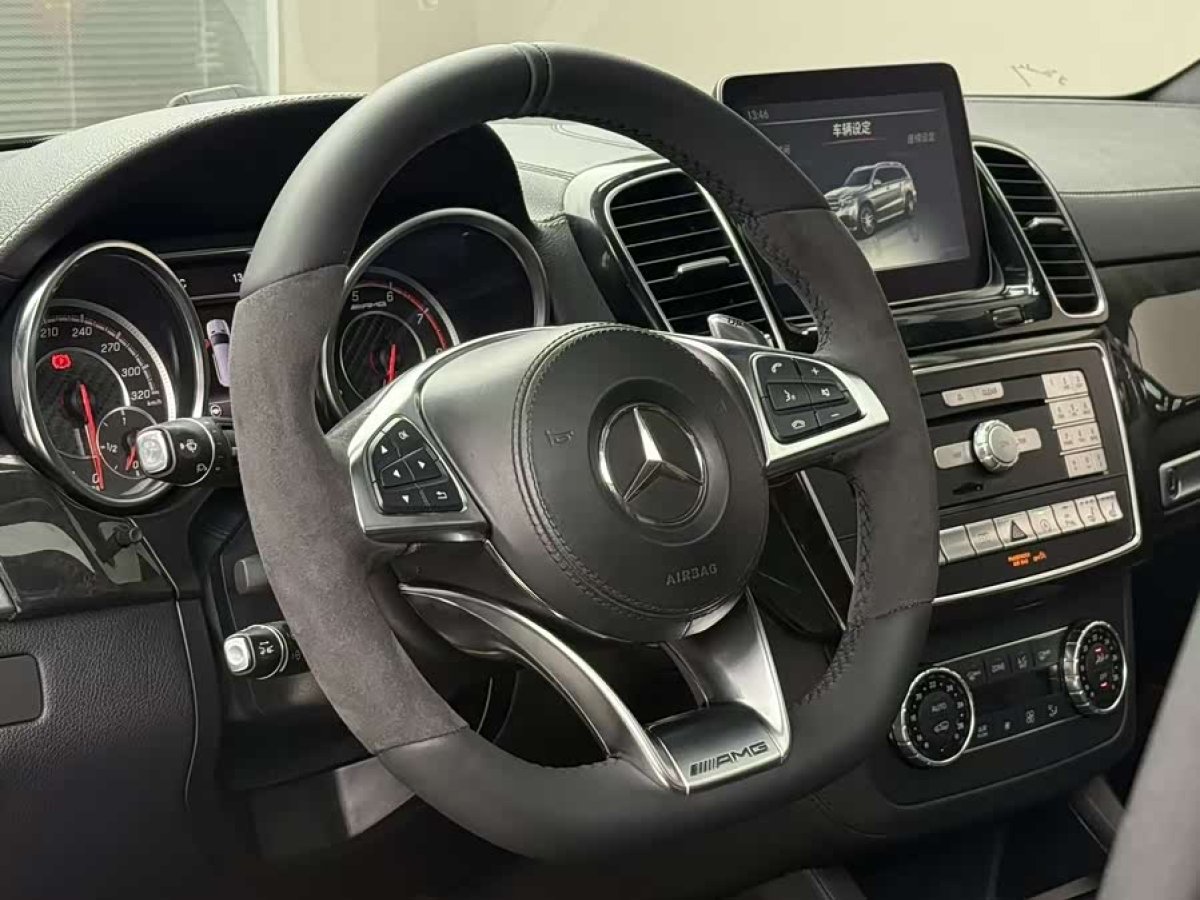 Mercedes-Benz GLS AMG 2018 car image #8