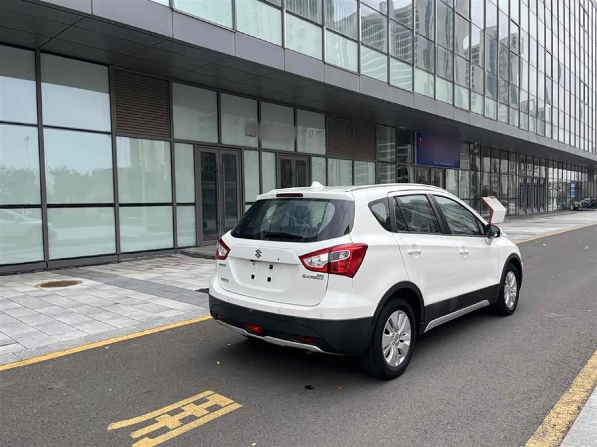 Suzuki S-Cross 2014 immagine di auto #8