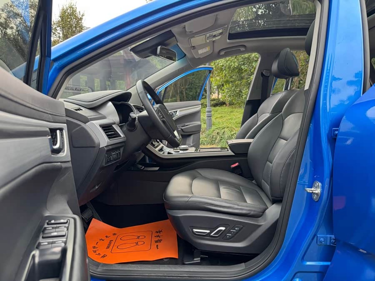 GEELY Emgrand GSe 2018 #8 GEELY Emgrand GSe 2018 car image #8