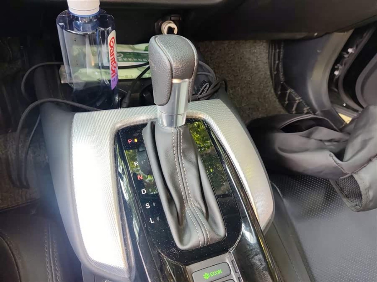 Honda HR-V 2023 #8 Honda HR-V 2023 car image #8