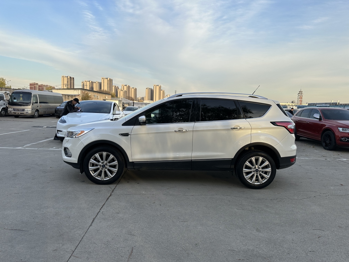 Ford Kuga 2017 car image #8