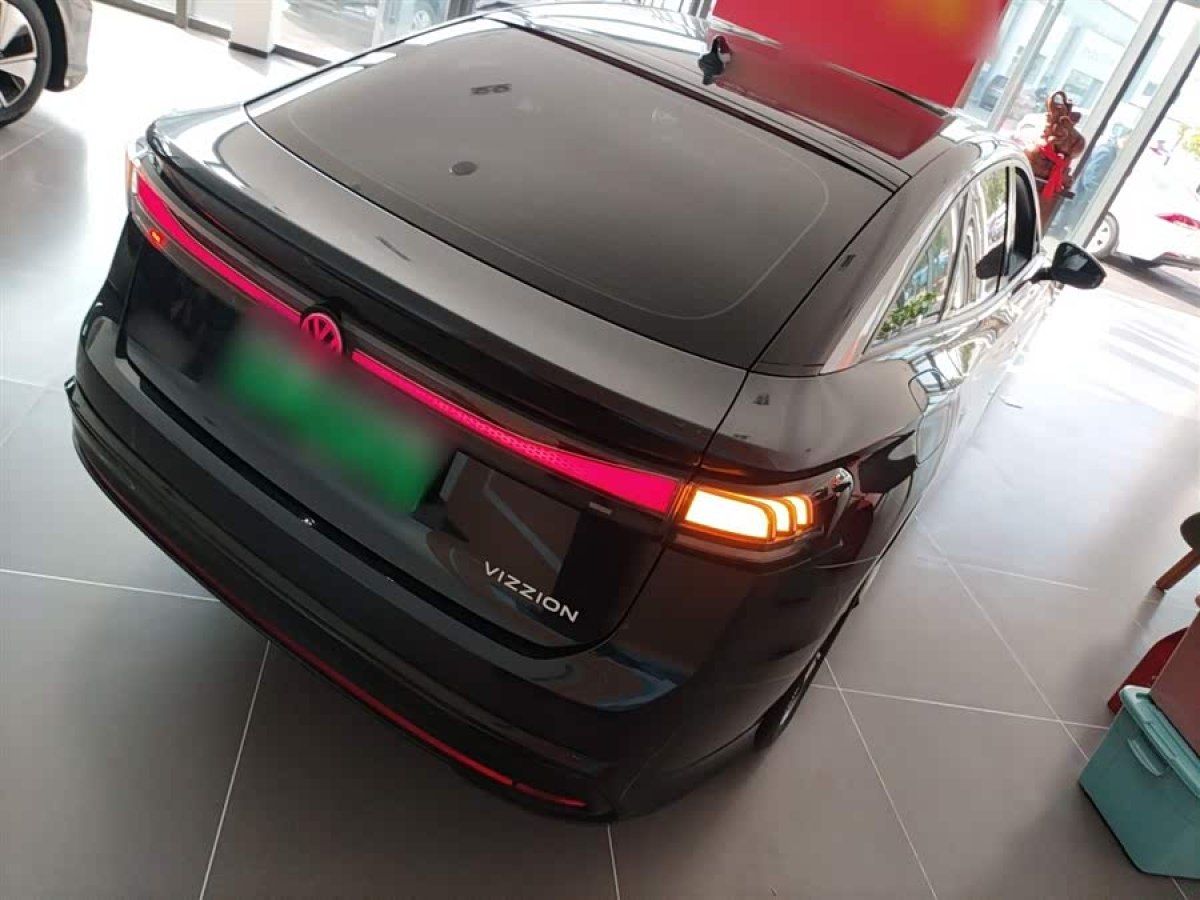 Volkswagen ID.7 Vizzion 2024 immagine di auto #8