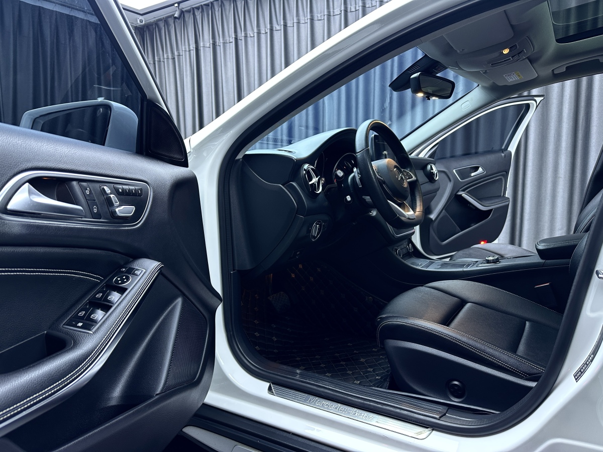 Mercedes-Benz GLA Class (Imported) 2019 car image #8