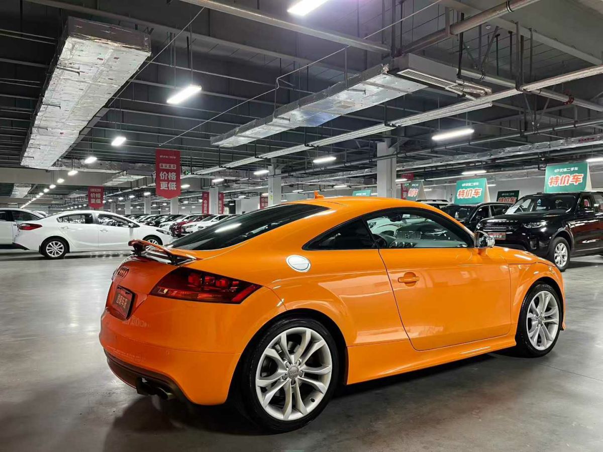Audi TTS 2010 car image #8